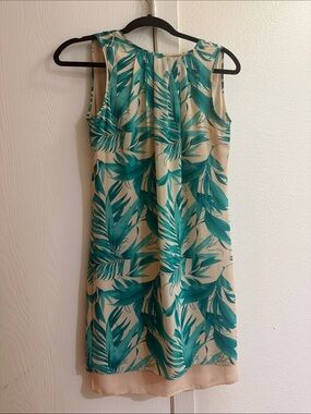 H&M Teal Leaf-Print Sleeveless Shift Dress on Cream Base